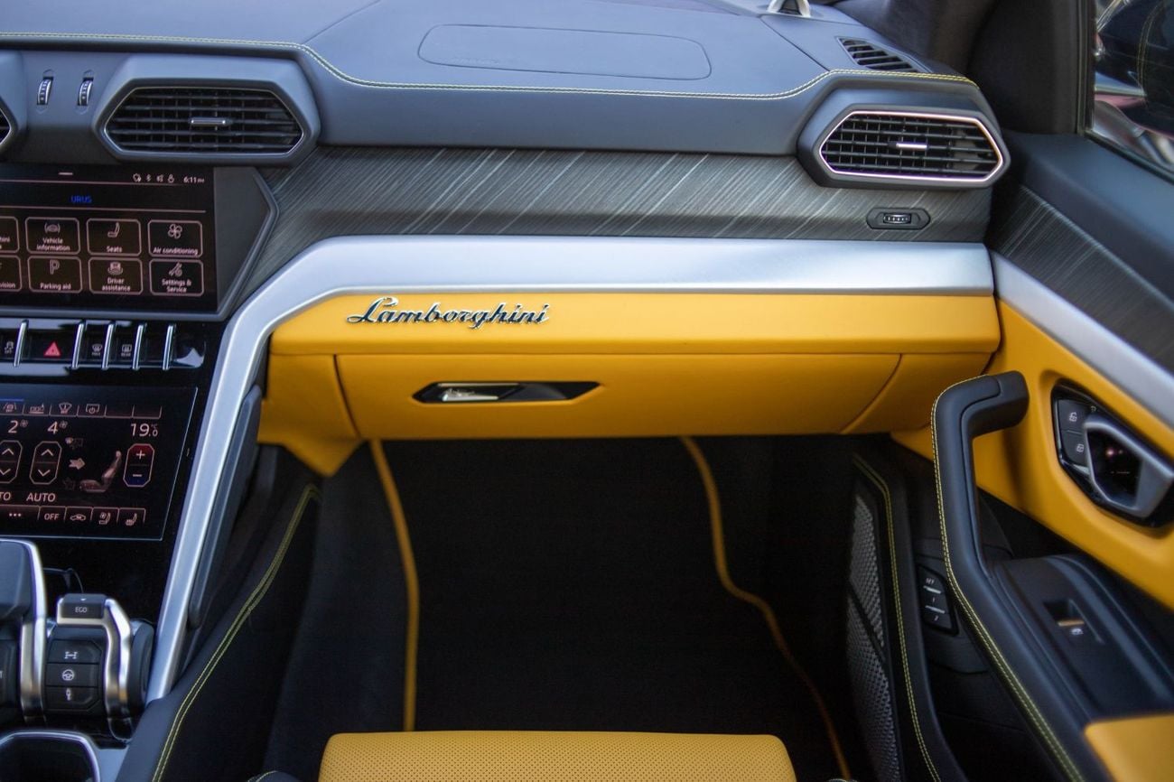 Lamborghini Urus STD 4.0T V8