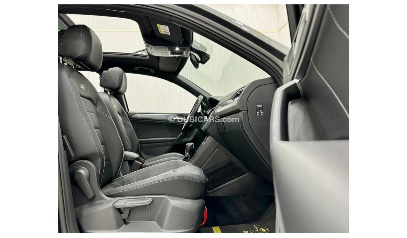 Volkswagen Tiguan R-Line 2019 Volkswagen Tiguan R Line, Dec 2024 VW Warranty, Full VW Service History, Low kms, GCC