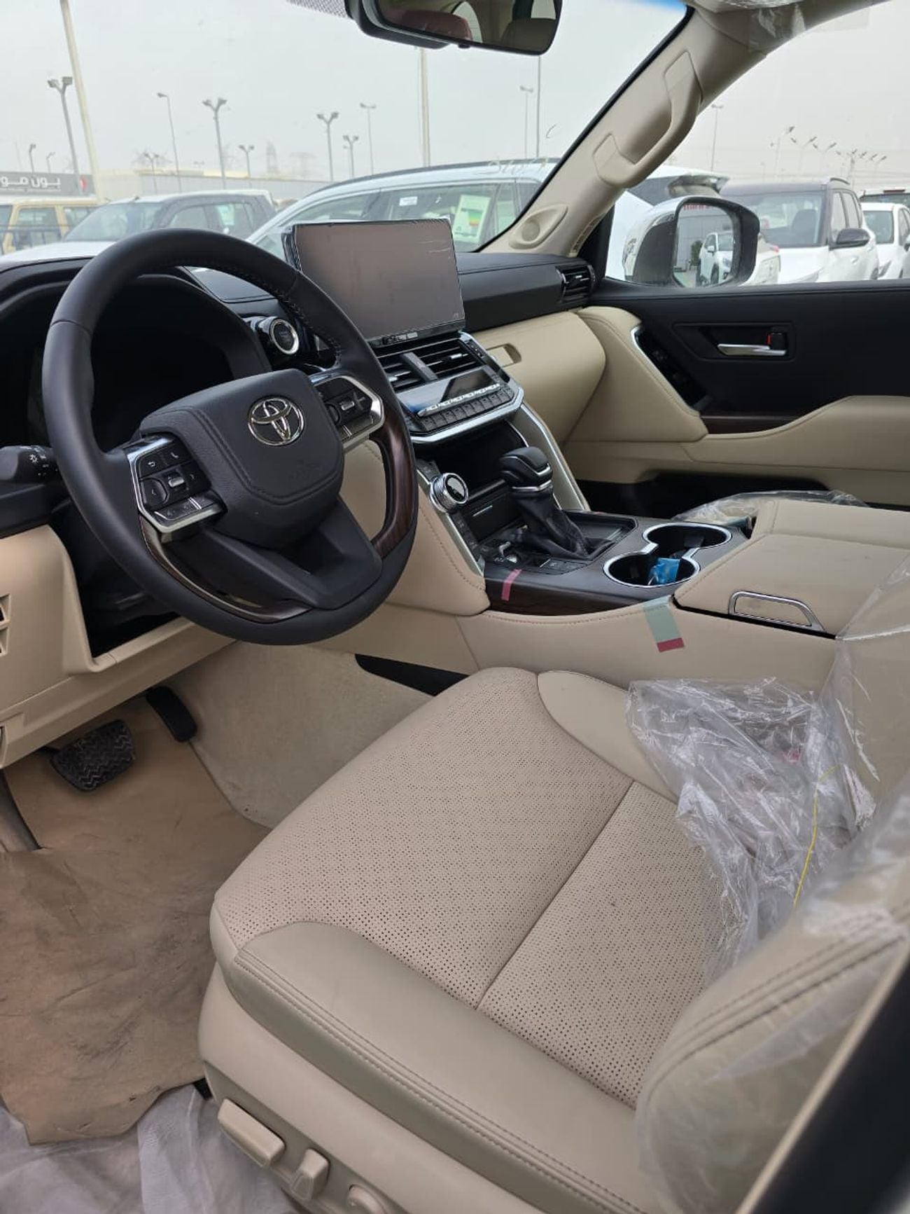 تويوتا لاند كروزر TOYOTA LANDCRUISER VXR HYBRID 2026 MODEL