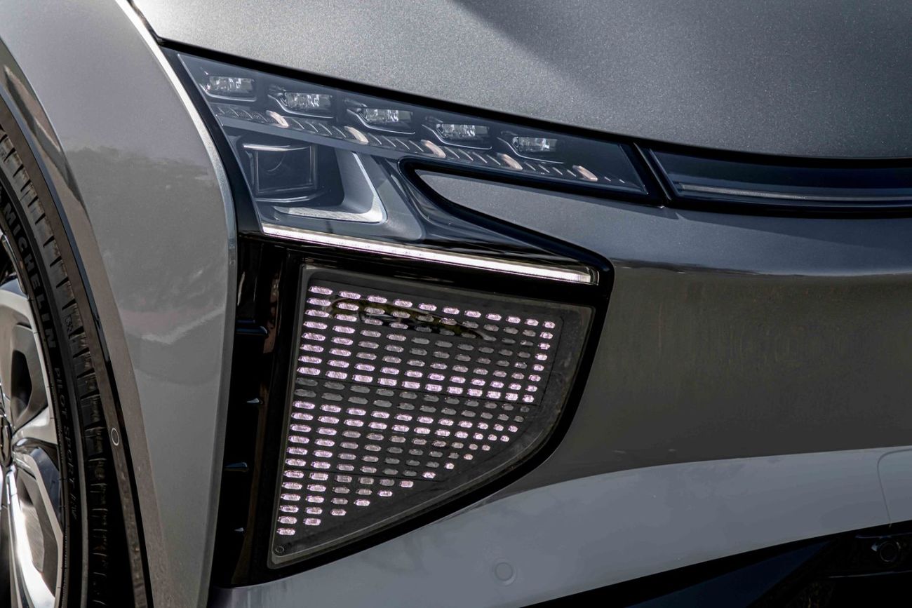 HiPhi X 2022  HIPHI X - Flagship - Grey inside White | Export Only