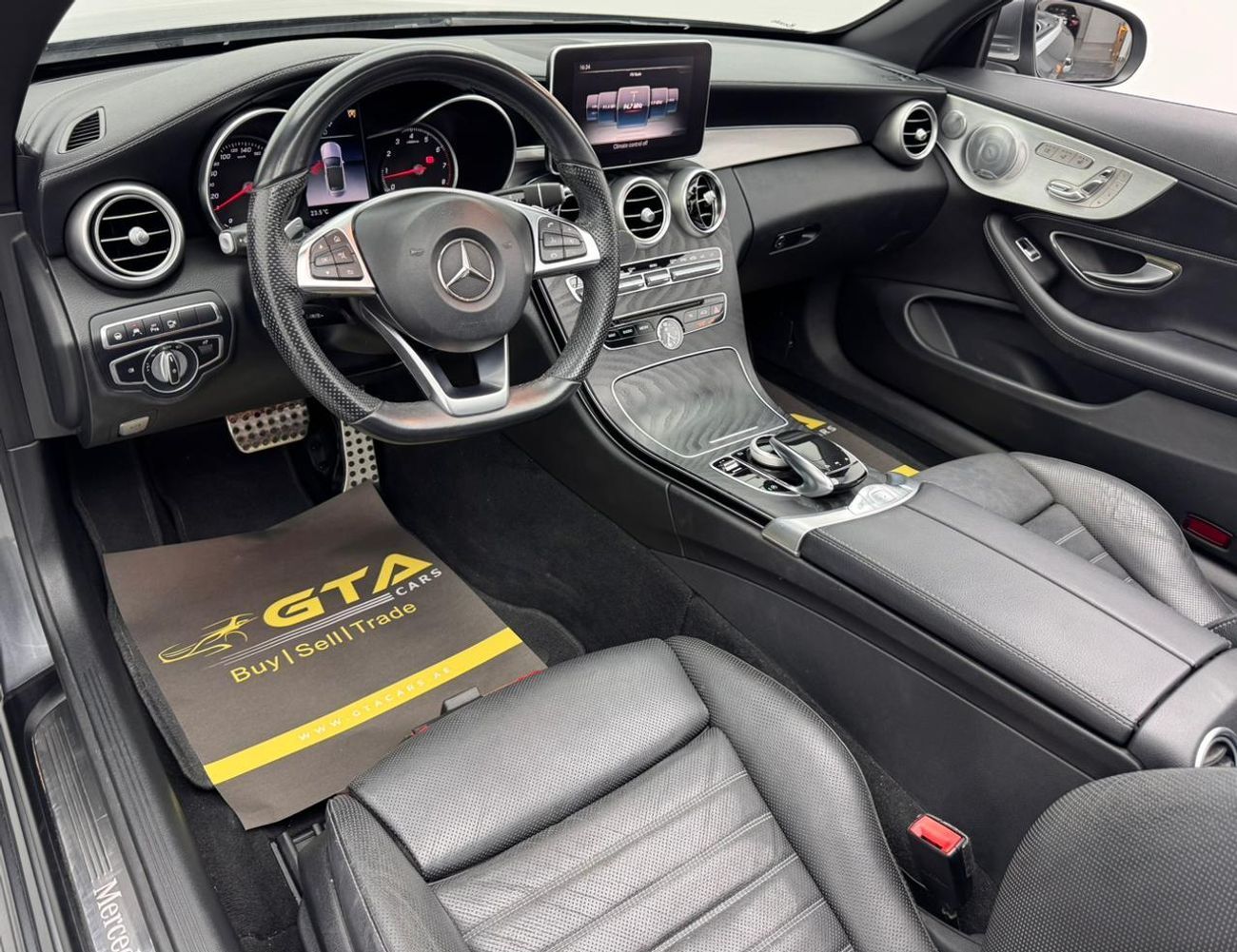 Mercedes-Benz C 300 AMG Pack 2.0L 2018 Mercedes-Benz C300 AMG Convertible, 1 Year Warranty, Mercedes Service History, GC