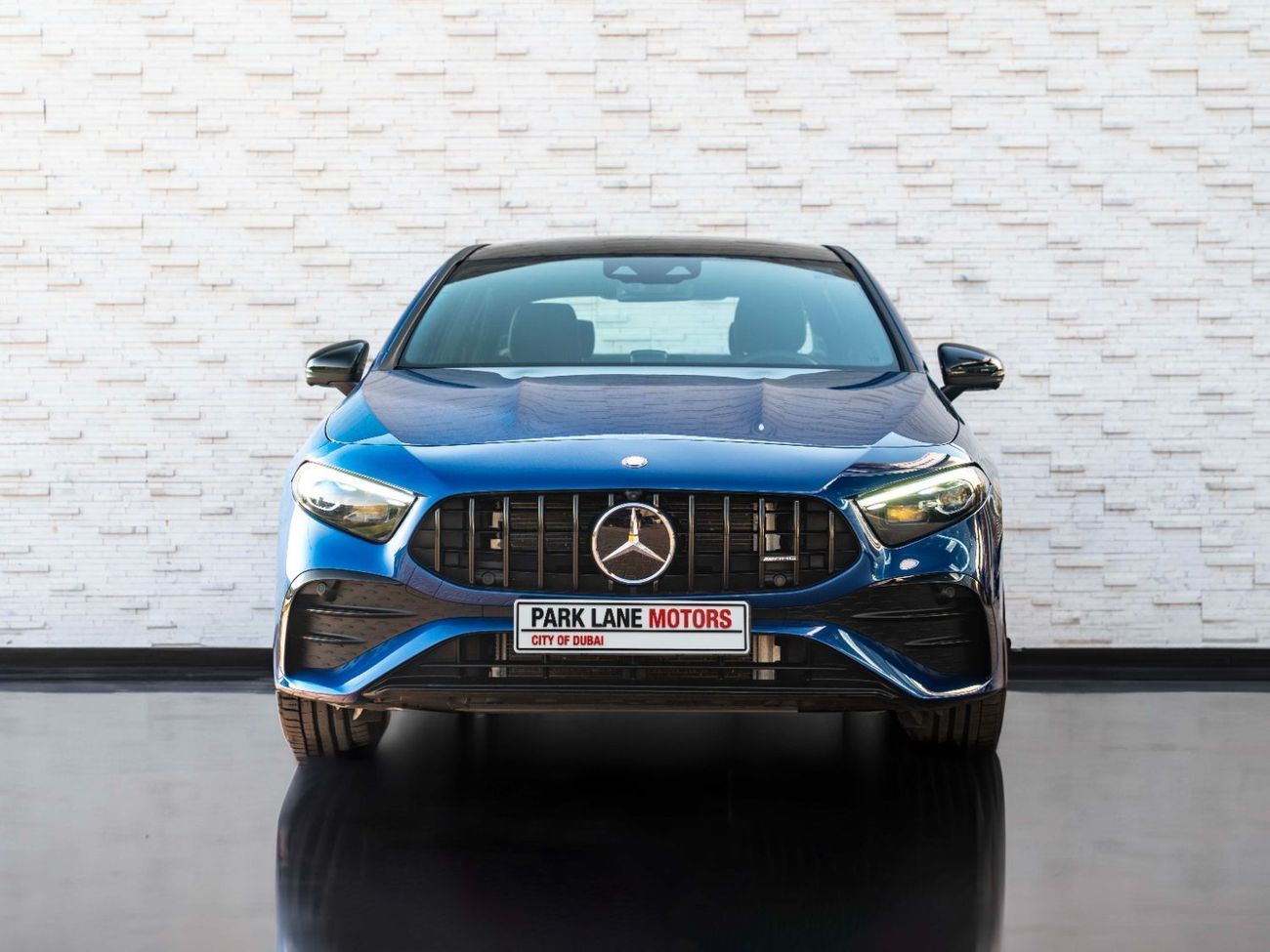 Mercedes-Benz A 35 AMG Std 2.0L