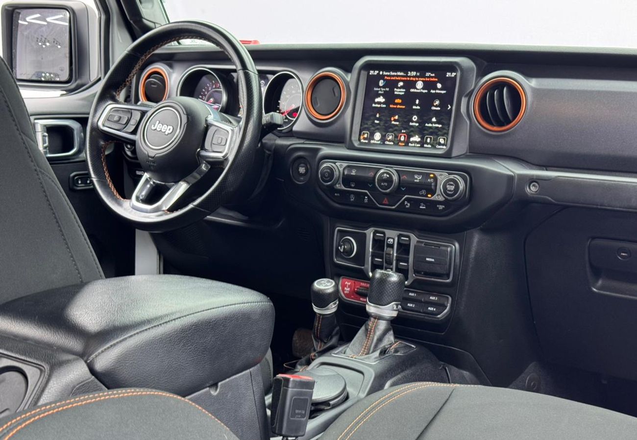 Jeep Gladiator Sand Runner 3.6L 2021 Jeep Gladiator Sand Runner, 2026 Jeep Warranty, Jeep Service History, GCC