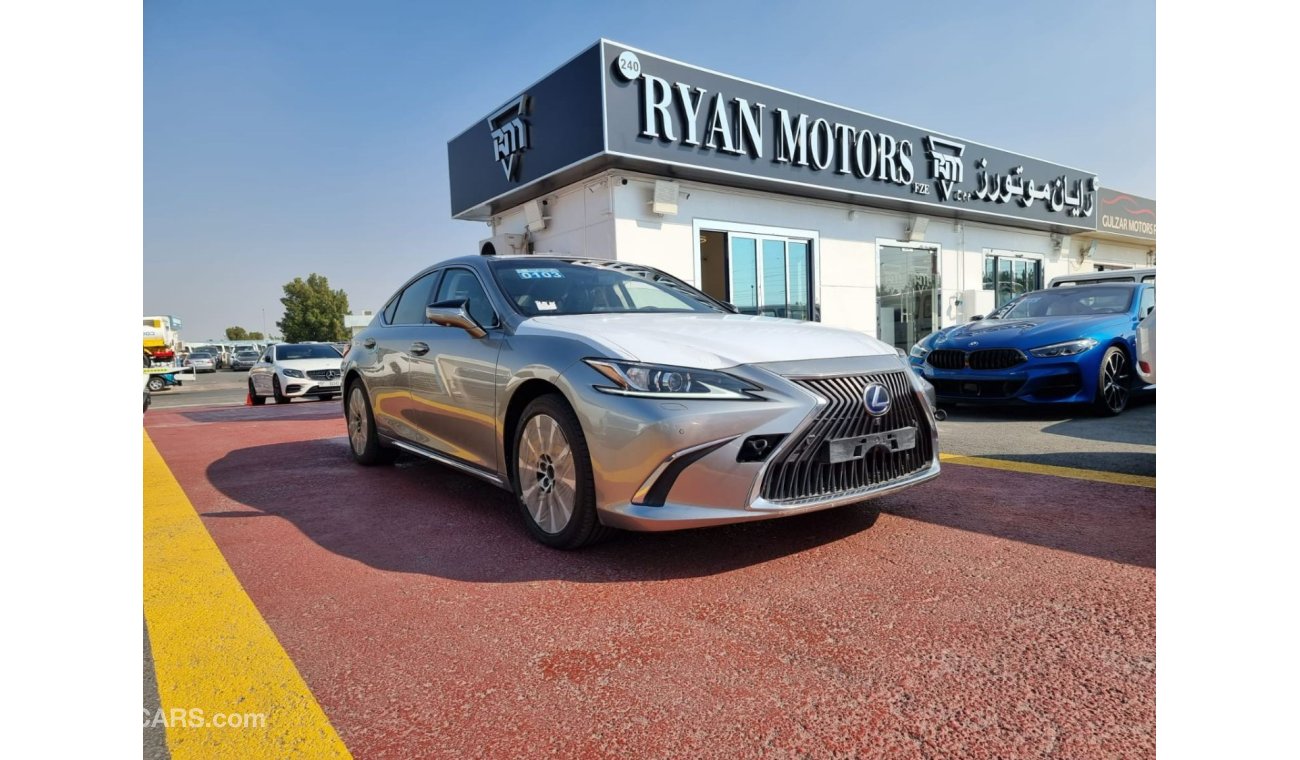 Lexus ES 300 Lexus ES 300 Hybrid 2.5L with Memory Seats, 360 Degree Camera GCC Spec Model 2019