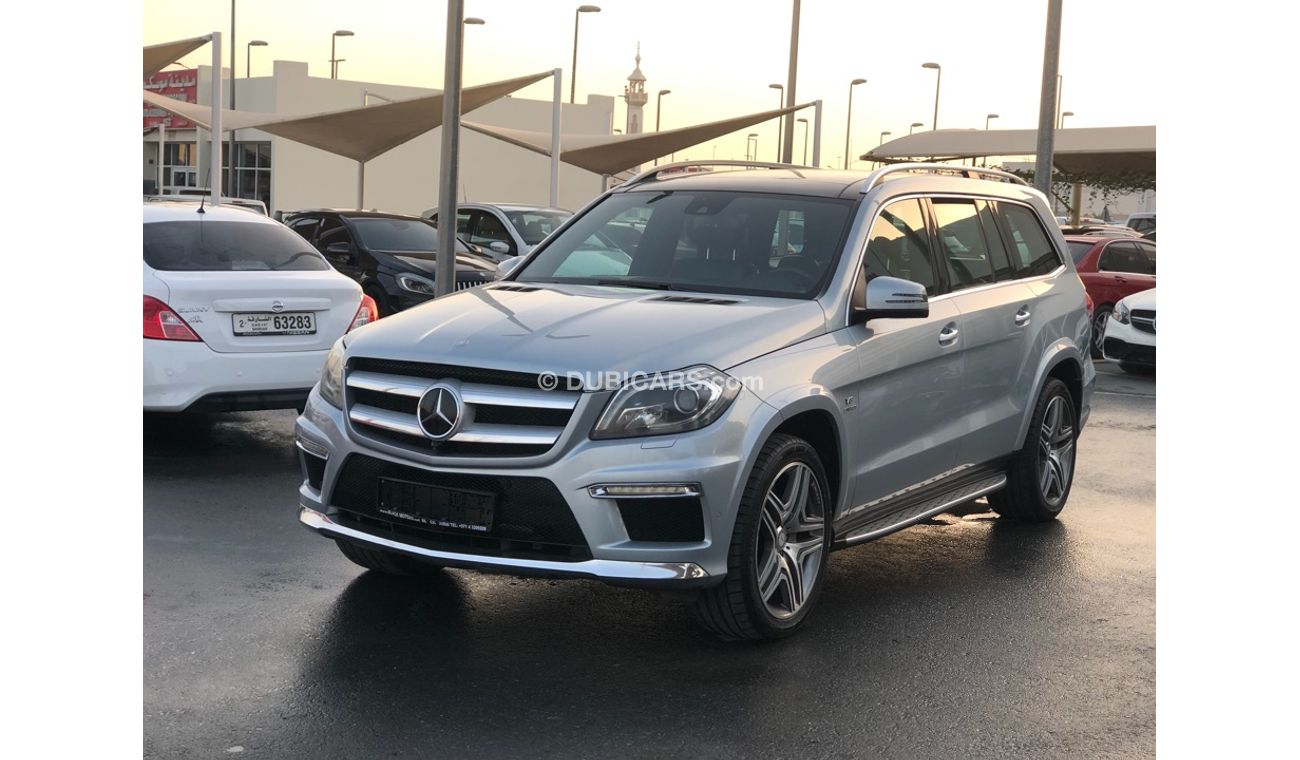 Mercedes-Benz GL 500 Mercedes benz GL500 kit AMG MODEL 2014 GCC CAR PREFECT CONDITION FULL OPTION LOW MILEAGE PANORAMIC