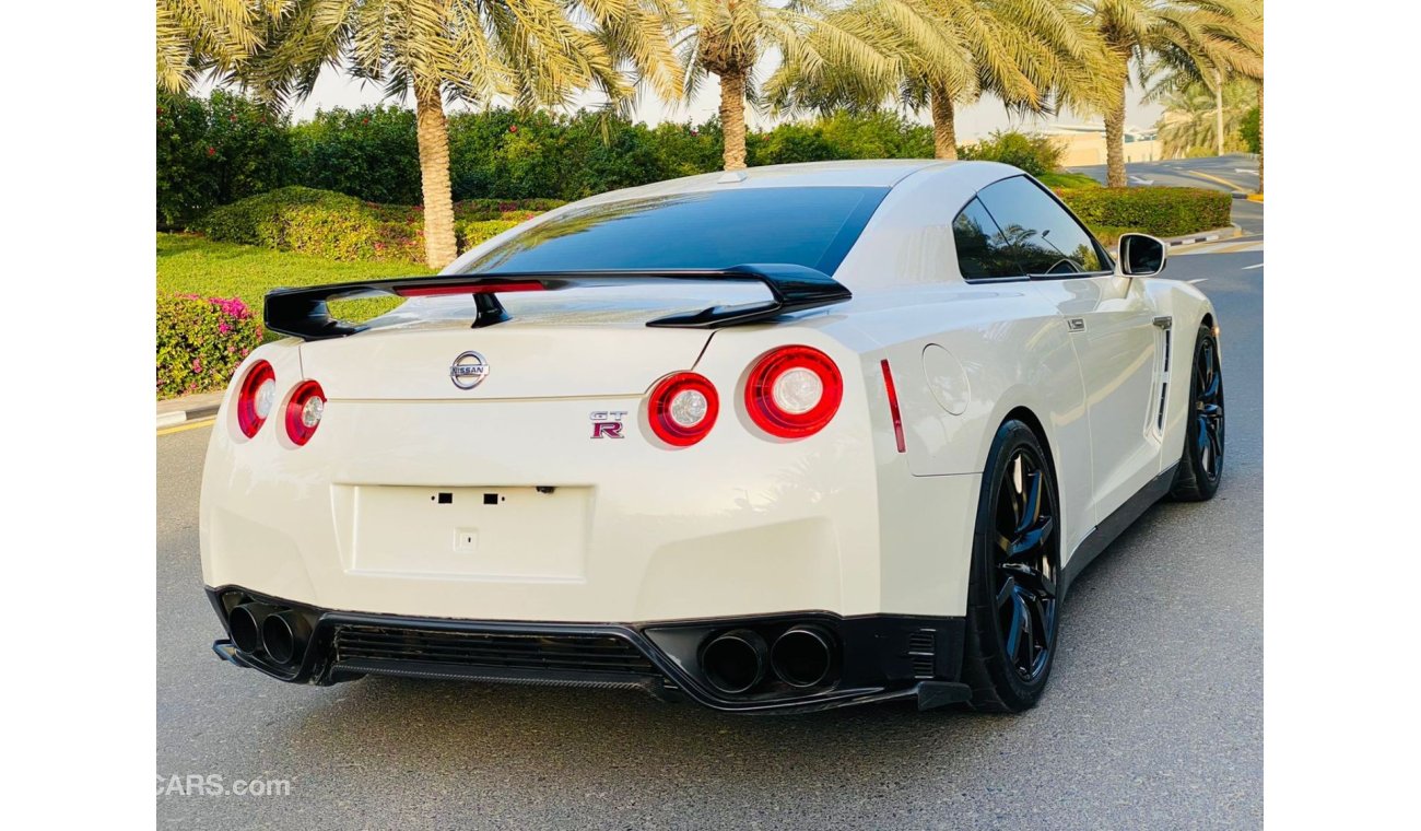 نيسان GT-R نيسان جى تى ار 2015 وارد امريكا بحاله ممتازه ضمان شاسيه جير ماكينه