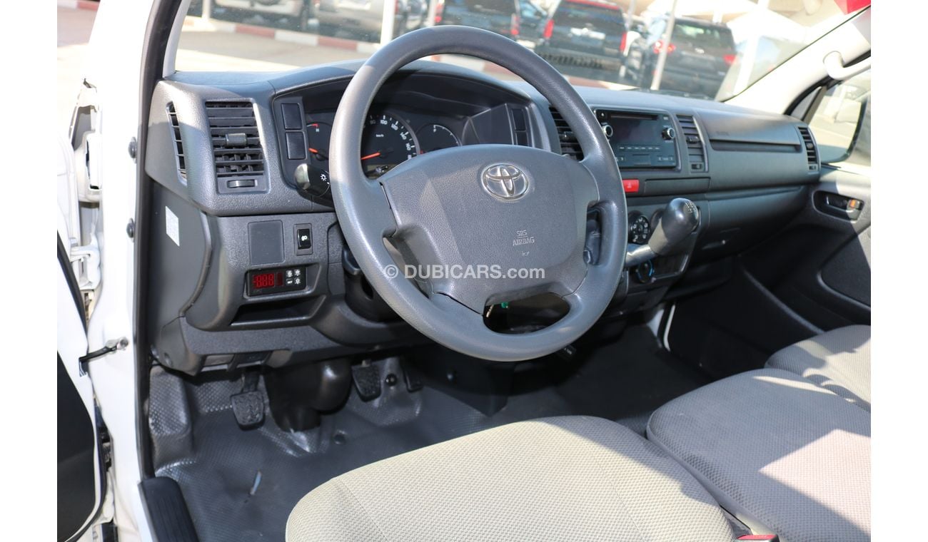 Toyota Hiace CHILLER  VAN