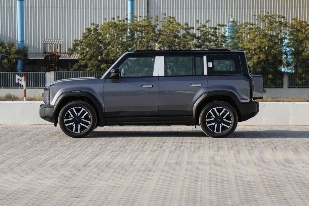 شيري iCar 03 2024 ICAR EQ3 V3 High Performance 4WD - Grey inside Green | Export Price