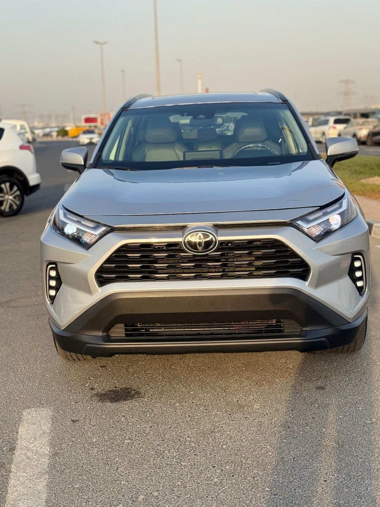 تويوتا راف ٤ RAV4 Xle AWD 4x4 Full option