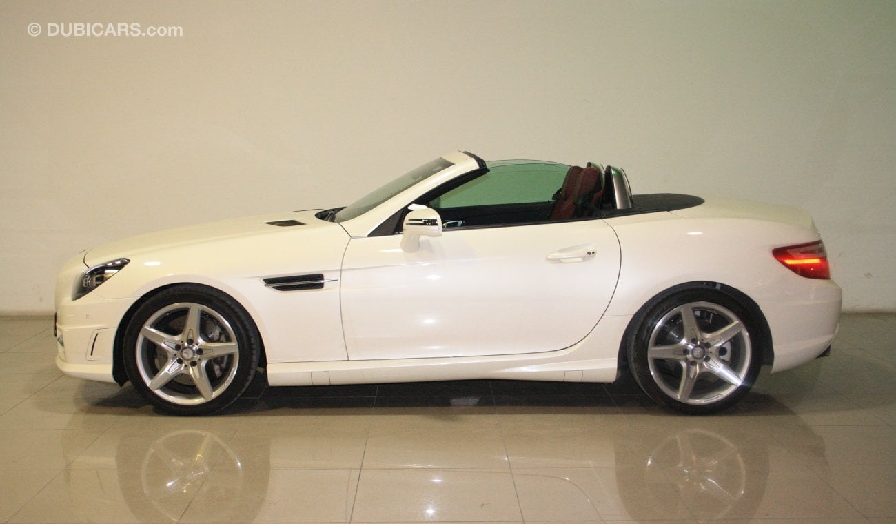 Mercedes-Benz SLK 200 Blue Efficiency