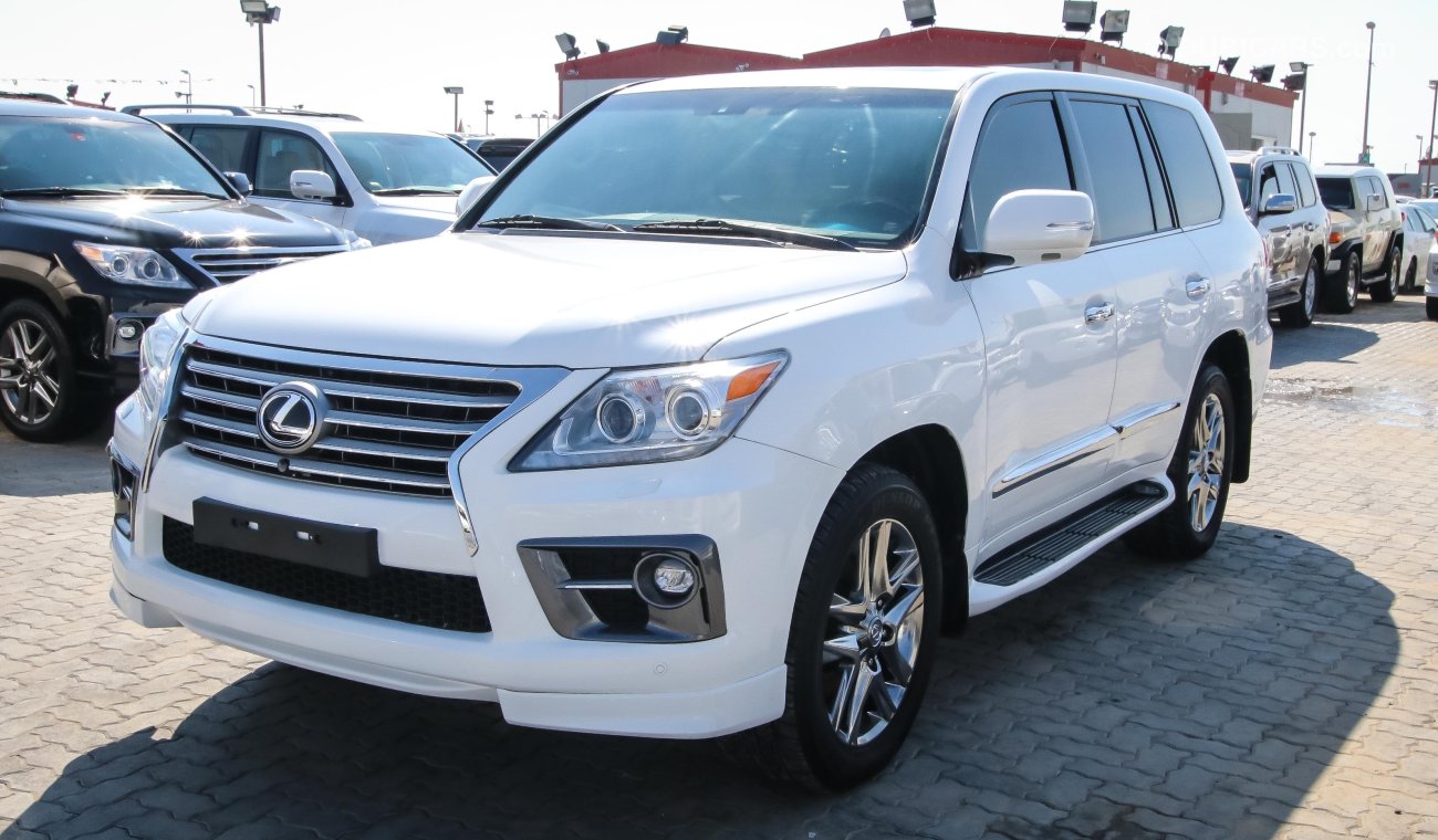 Lexus LX570