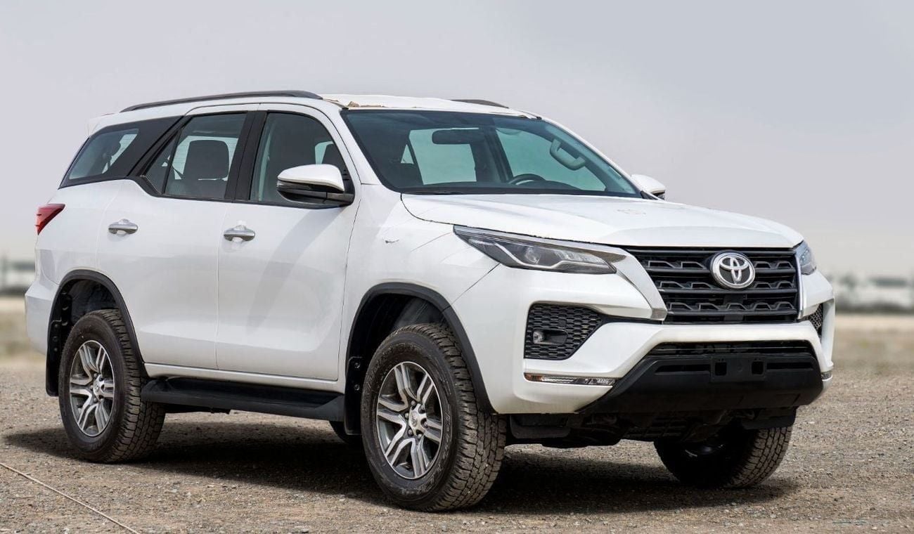 تويوتا فورتونر Toyota Fortuner 2.4L Diesel AT MY2024