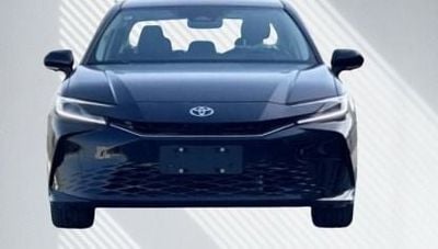 تويوتا كامري GLE HEV 2.5L HYBRID PREMIUM EDITION AUTOMATIC TRANSMISSION ( FOR RE-EXPORT ONLY