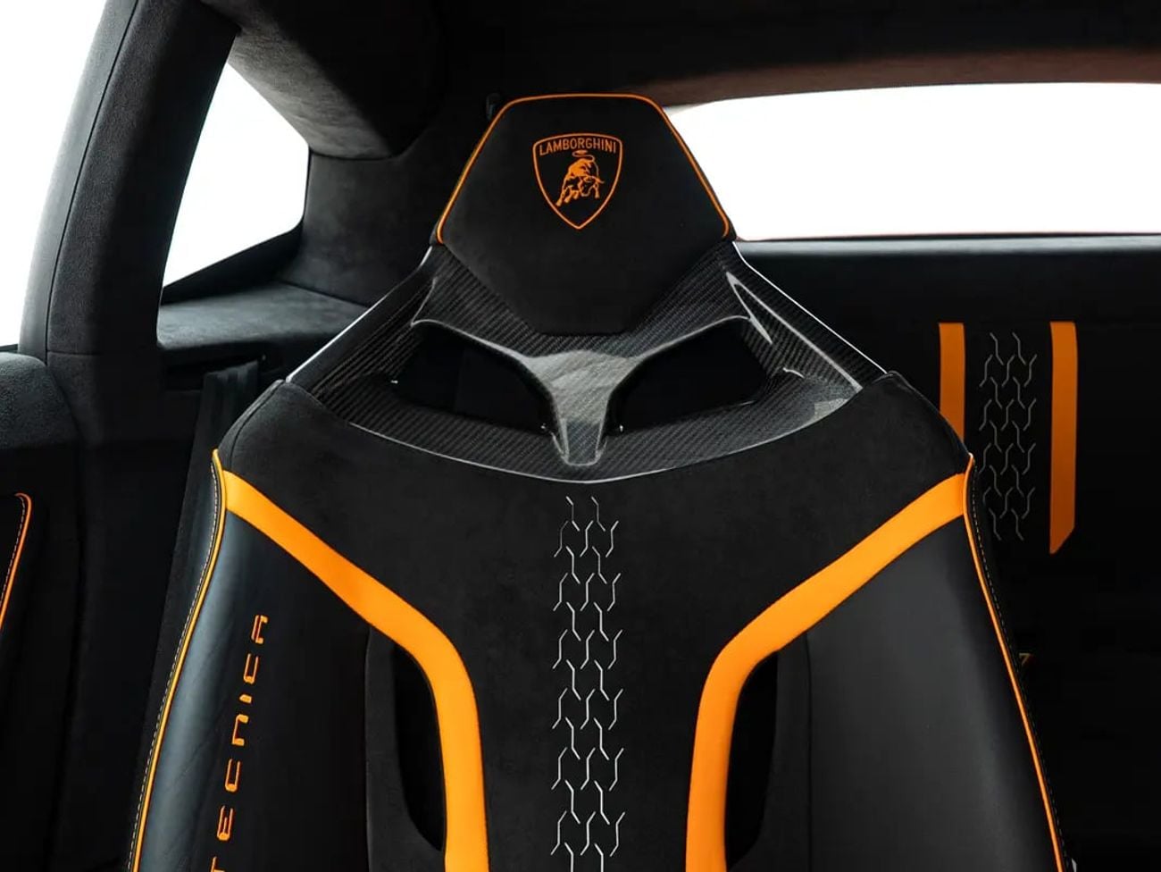 Lamborghini Huracan Tecnica | GCC Specs | Dealer Warranty Service Contract