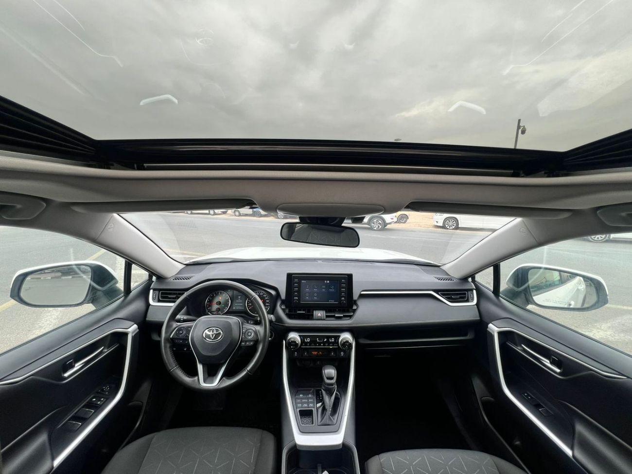 تويوتا راف ٤ 