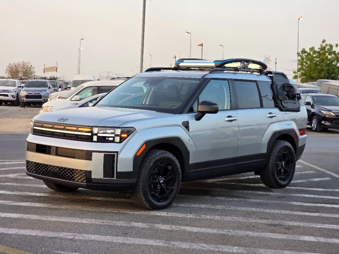 هيونداي سانتا في 2024 Model XRT full option 4x4, sunroof and 7 seater