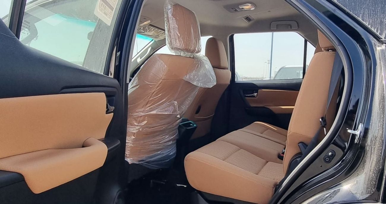 تويوتا فورتونر TOYOTA FORTUNER 2.4L DIESEL 4X4 MY 2026