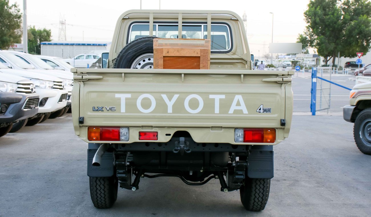 Toyota Land Cruiser Pick Up LX V6