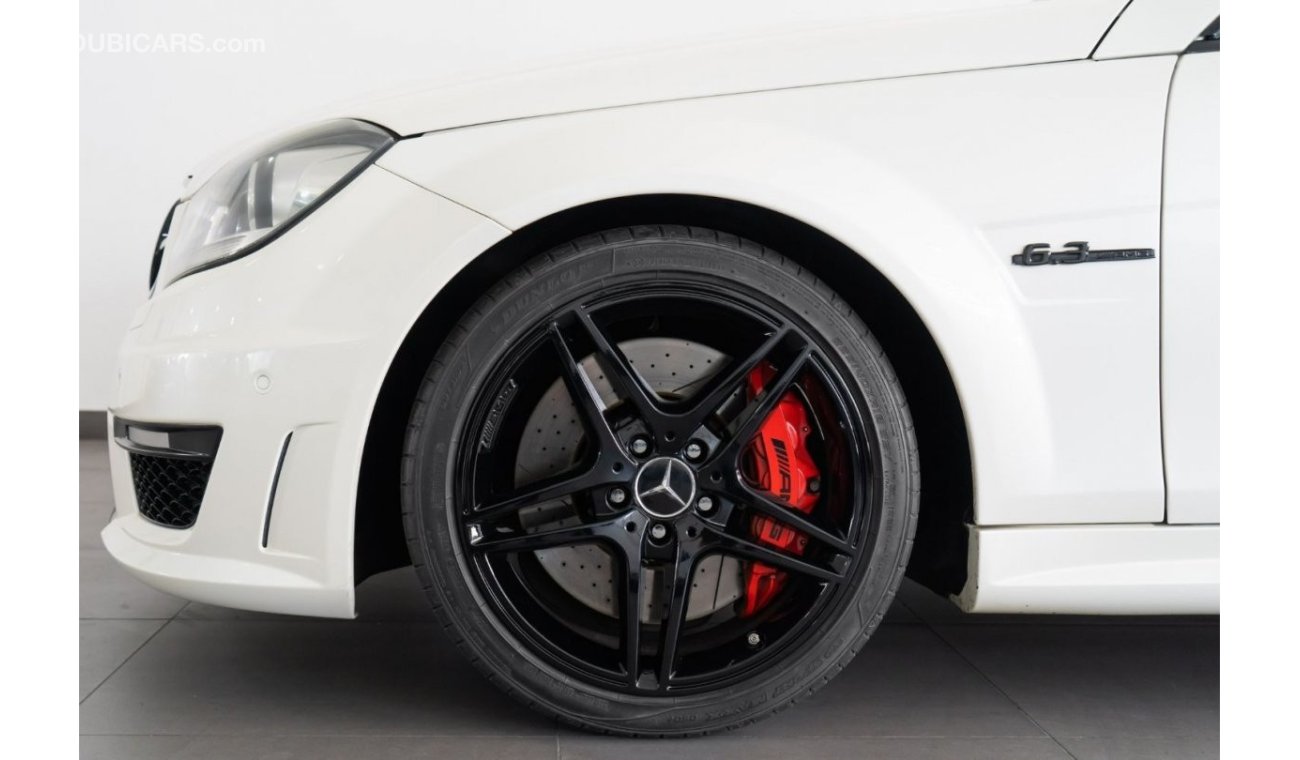 Mercedes Benz C63 AMG Std Std 2013 Mercedes C63 Performance Pack / 6.3L V8 487BHP!