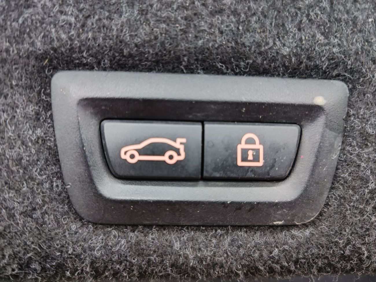 BMW 530i M Sport Warranty one year