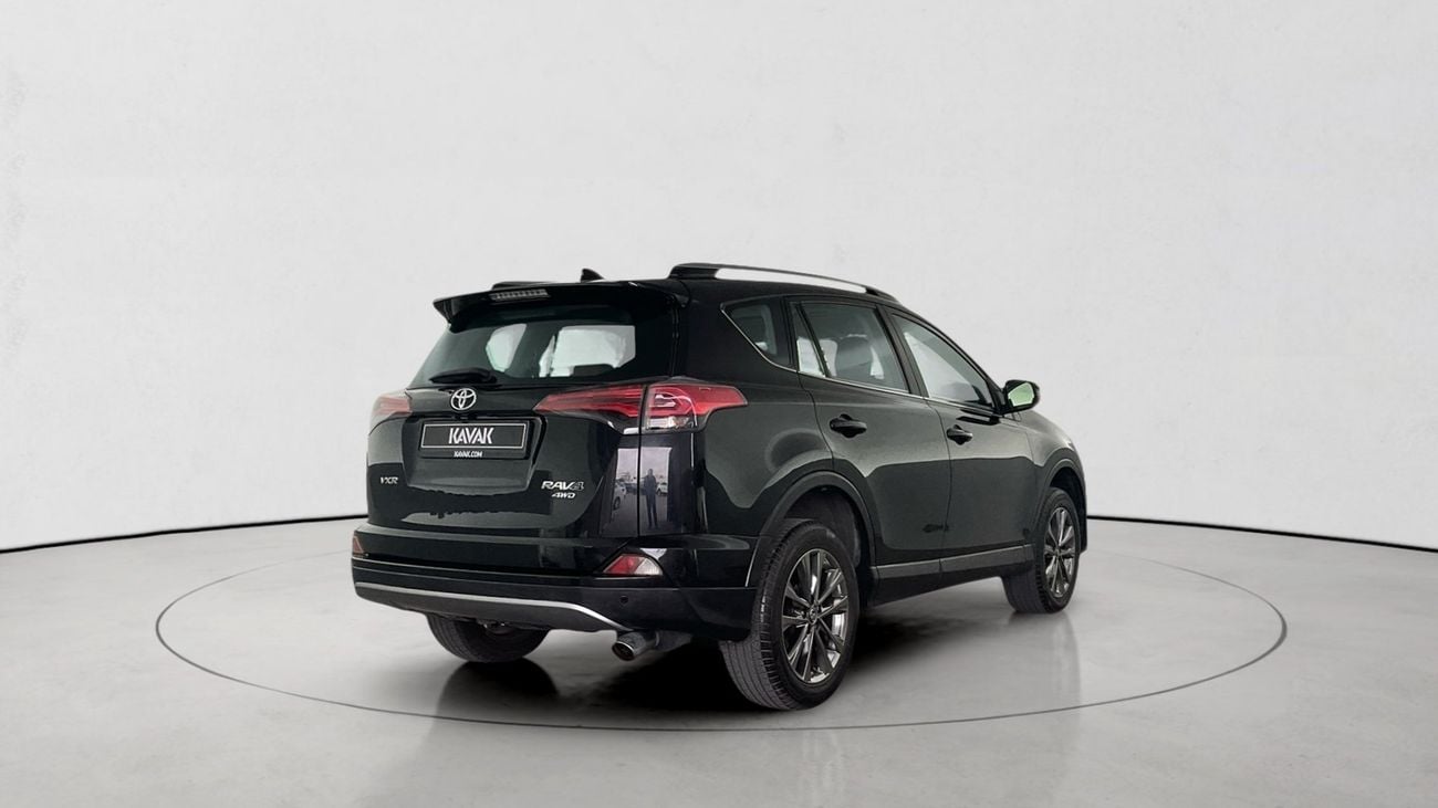 تويوتا راف ٤ 2.5 VXR 4WD NAV LHR AUTO | شامل الضمان | 0 ﺪﻔﻋﺓ ﺃﻮﻟﻯ