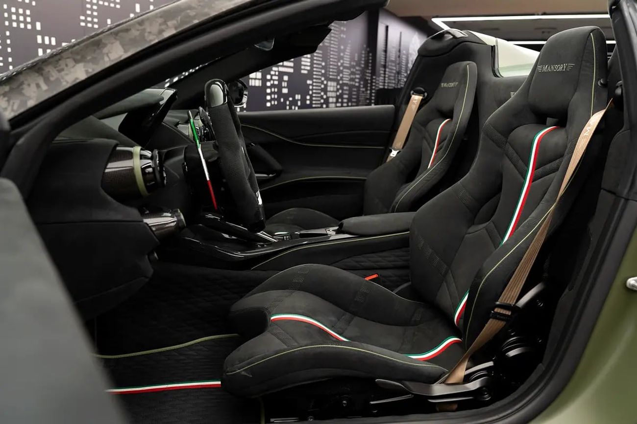 فيراري 812 GTS