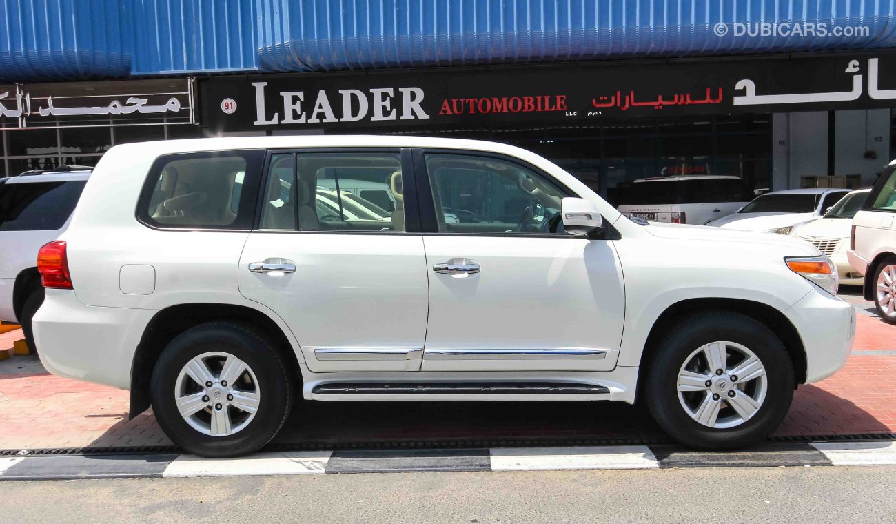 Toyota Land Cruiser EX.R V8 5.7