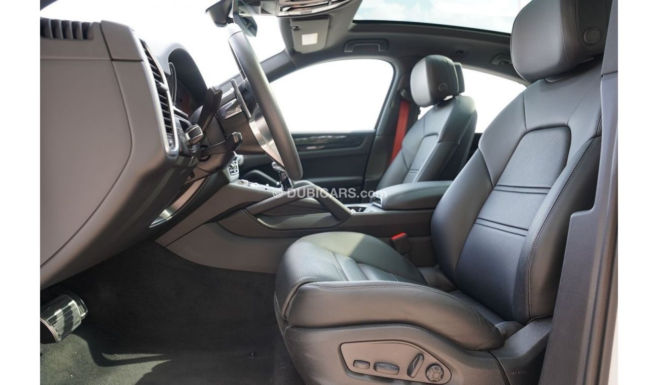 Porsche Cayenne 2022 Porsche Cayenne S SUV 3.0L V6 AWD 0Km