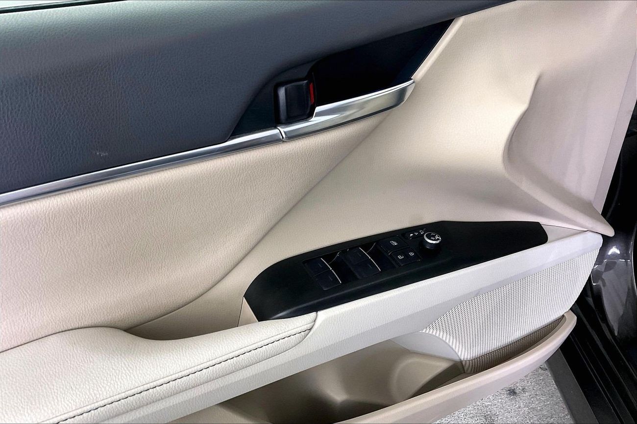 Toyota Camry Limited | Guaranteed Warranty | 0 Down Payment