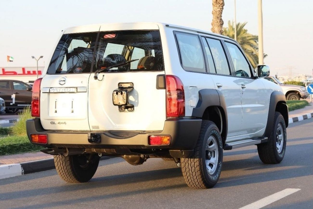 Nissan Patrol Safari NISSAN_PATROL_SAFARI_GL_4.8L_2023_AUTOMATIC_SAUDI