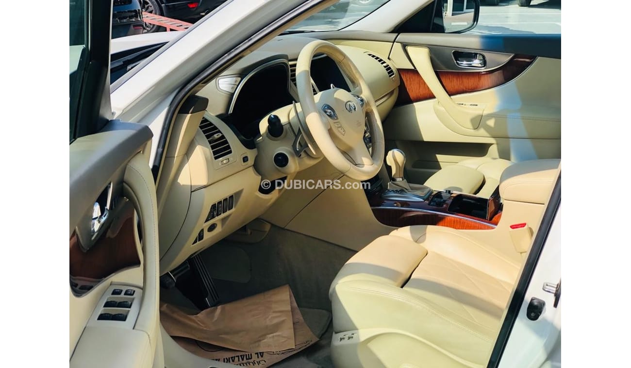 Infiniti FX50 Infiniti FX 50 S 2009 perfect condition 8 cylinder