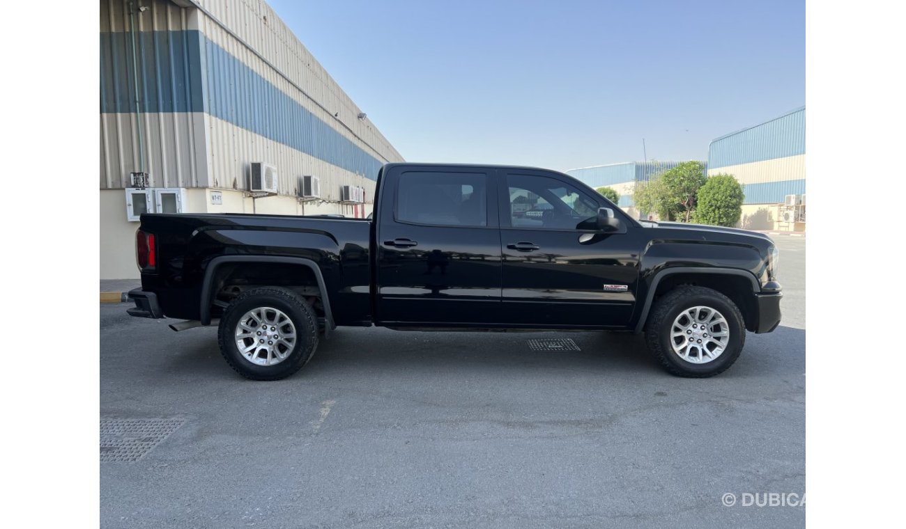 GMC Sierra ALL TERRAIN 5.3 V8