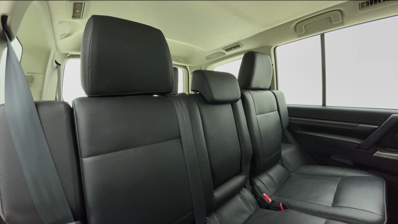 Mitsubishi Pajero GLS HIGHLINE 3 | Zero Down Payment | Home Test Drive