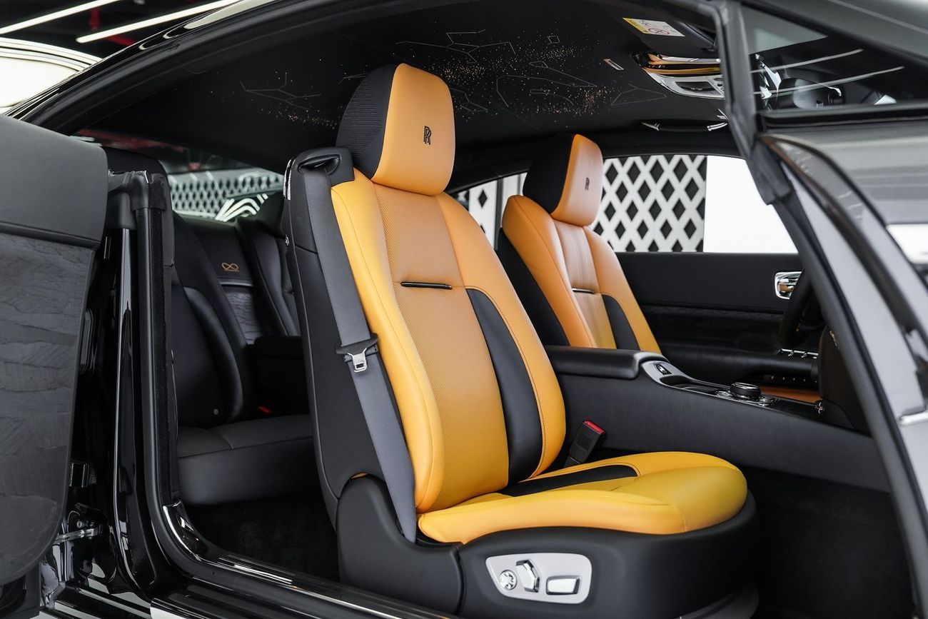 Rolls-Royce Wraith Rolls Royce Wraith Black Arrow 1 of 12