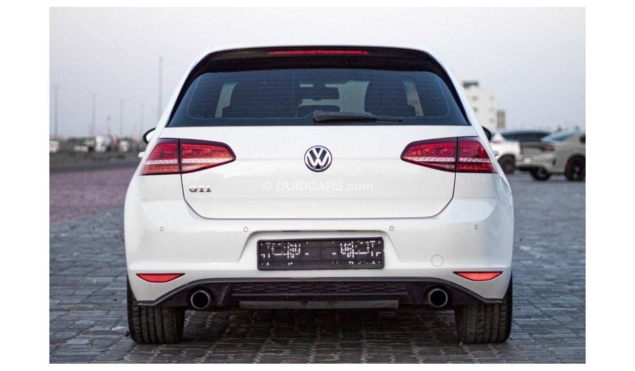 Volkswagen Golf Volkswagen Golf GTI Model: 2016 Mileage: 160,000 km Required: 38,000 dirhams _Gulf specifications _F