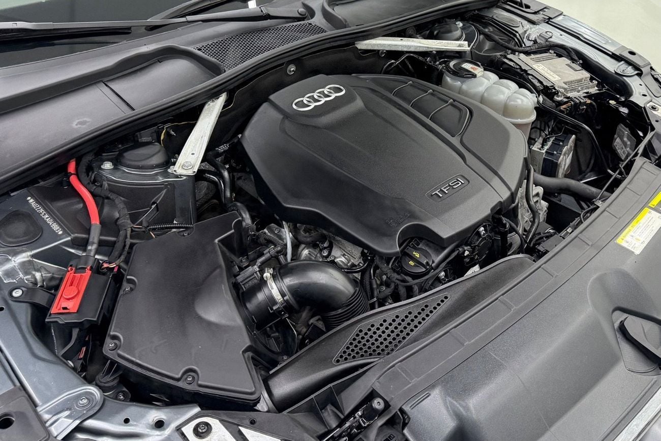 Audi A5 40 TFSI S-LINE 40 TFSI Sport 2.0L