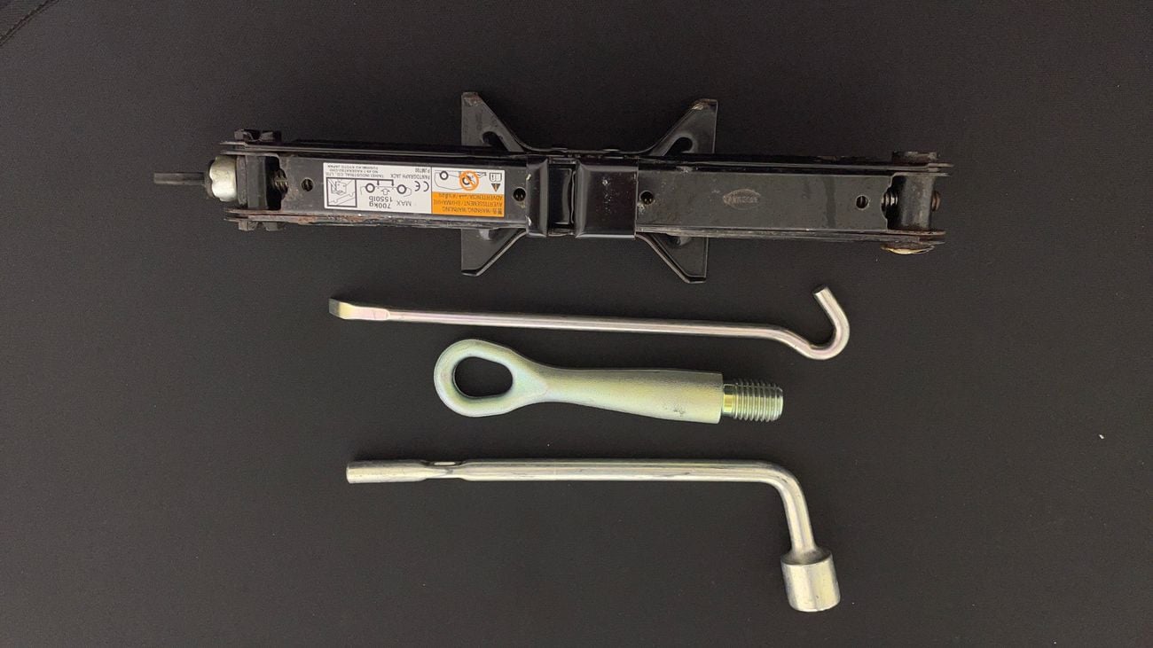 ميتسوبيشي اتراج GLX HIGHLINE 1.2 | بدون دفعة مقدمة | اختبار القيادة في المنزل