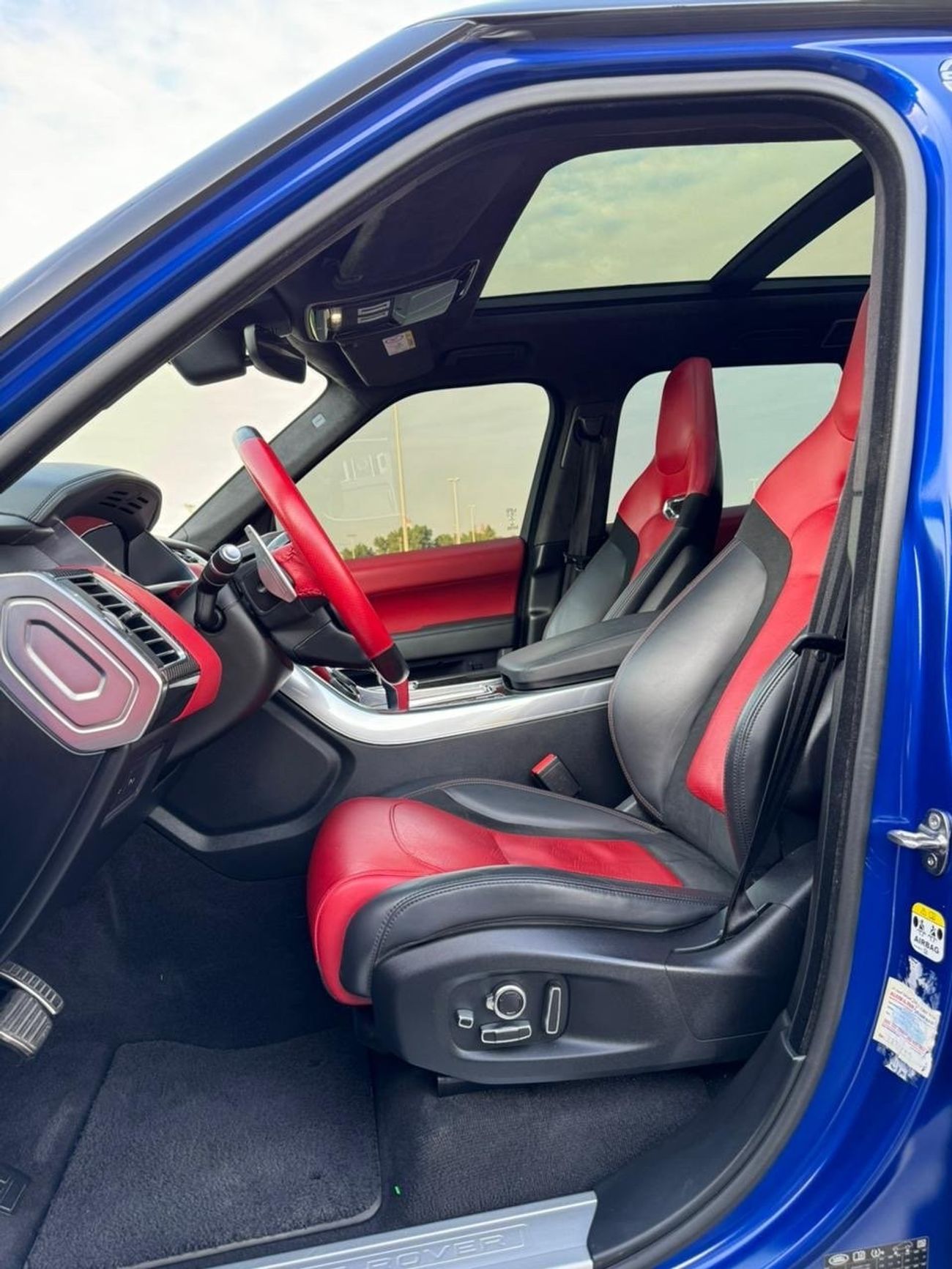 Land Rover Range Rover Sport RANGE ROVER SPORT SVR 2019  German specs full option