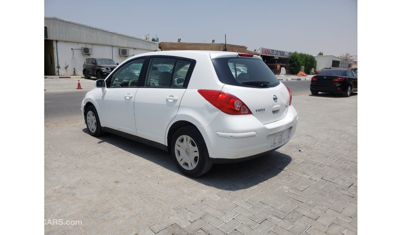 Nissan Tiida LOT: 135 AUCTION DATE: 7.8.21