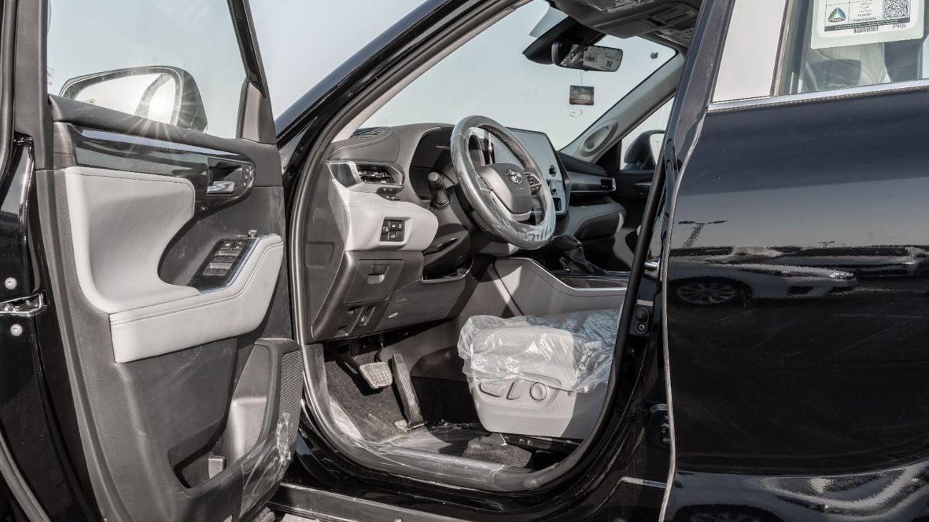 Toyota Highlander VXR 2026 Toyota Highlander Limited 2.5L AT Hybrid (Black)