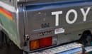 Toyota Land Cruiser Pick Up LX V6