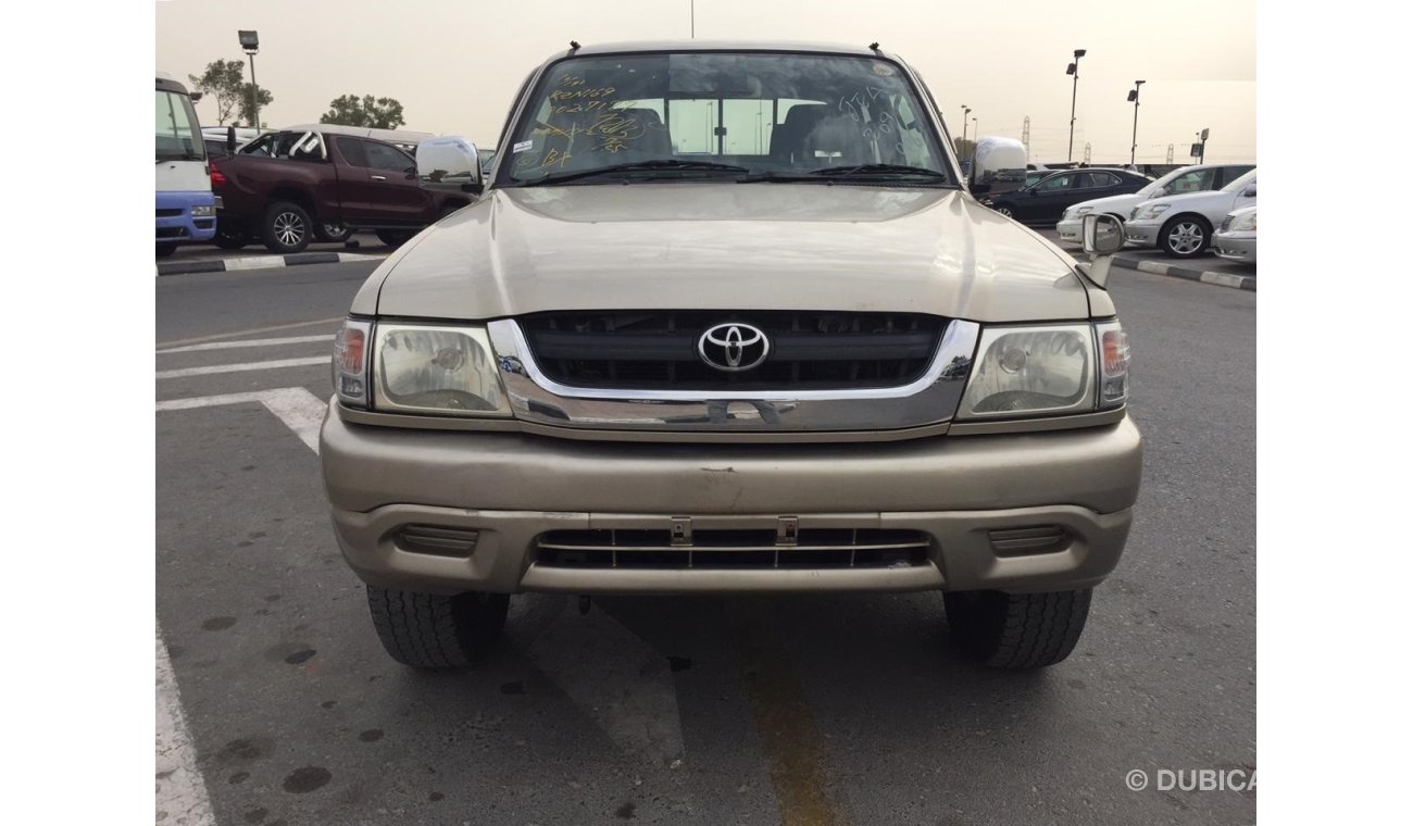 Toyota Hilux Pickup (Double cabin)