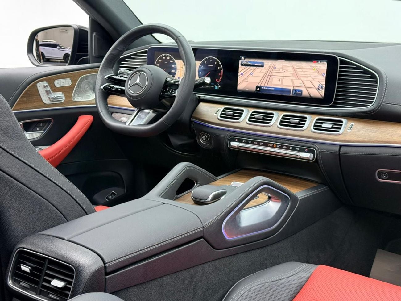 مرسيدس بنز GLE 450 AMG 2025 Mercedes Benz GLE 450 Coupe 4MATIC, 2030 Mercedes Warranty, Low Km, Excellent Condition, GCC