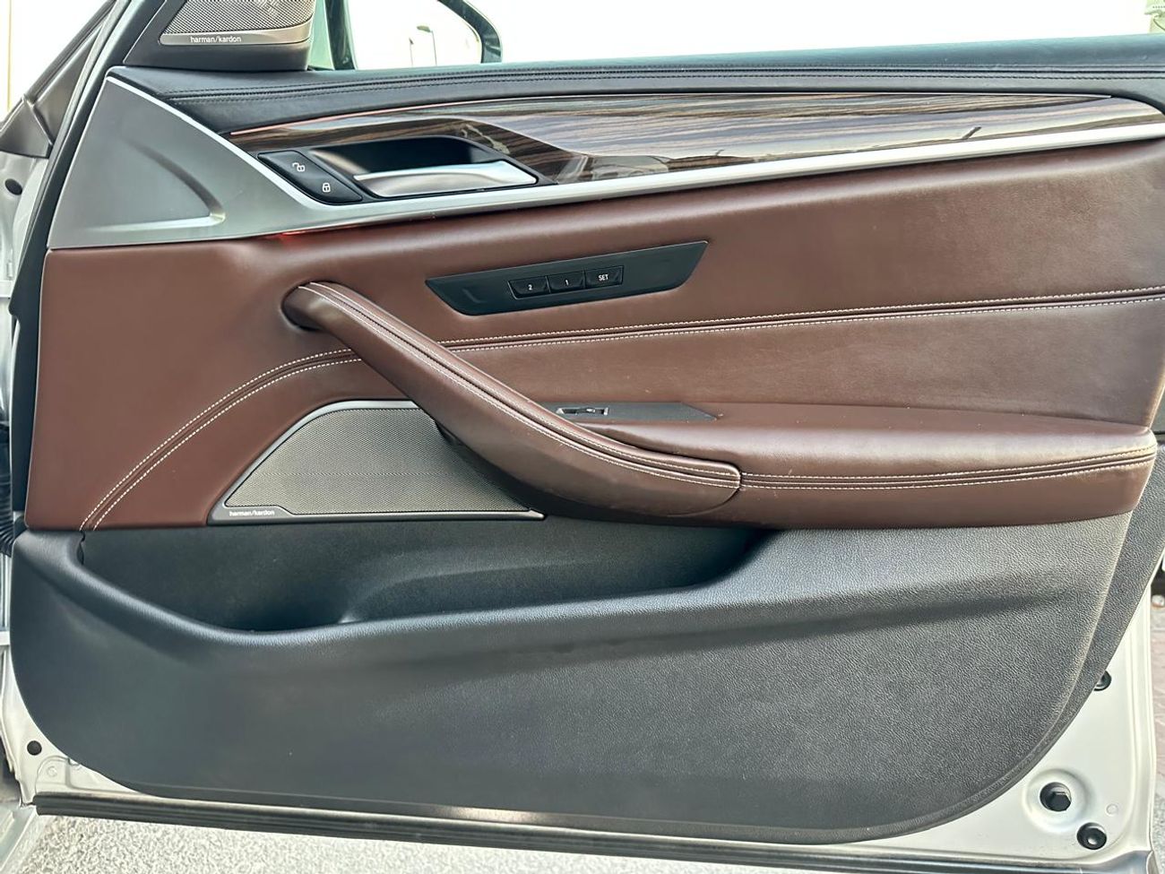 بي أم دبليو 540i BMW 540i_GCC_2018_Excellent Condition _Full option