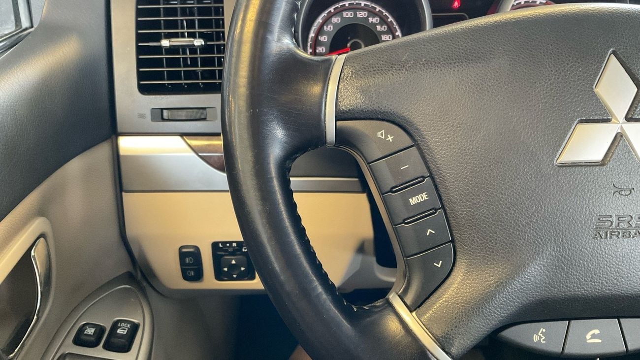 Mitsubishi Pajero GLS Highline 3.8L (274 HP) GLS Highline | Guaranteed Warranty | 0 Down Payment