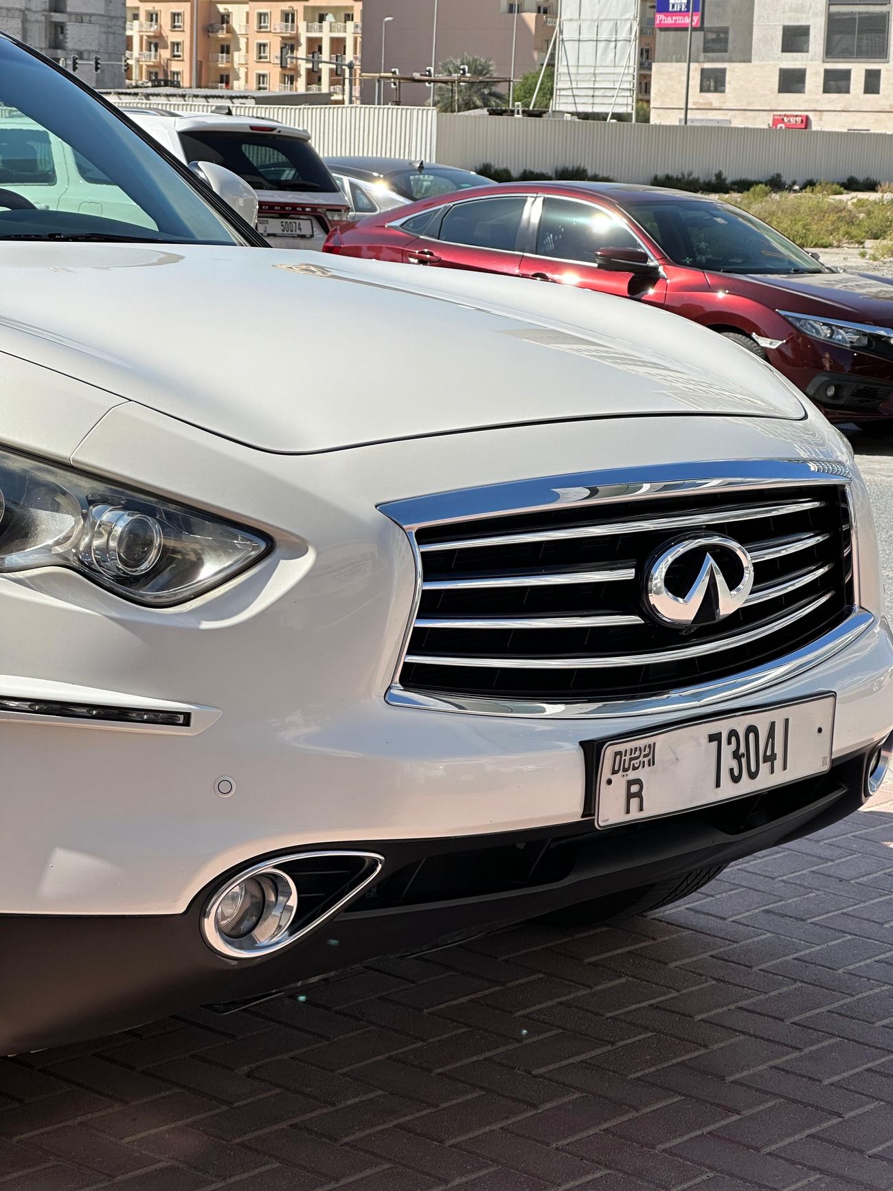 إنفينيتي QX70