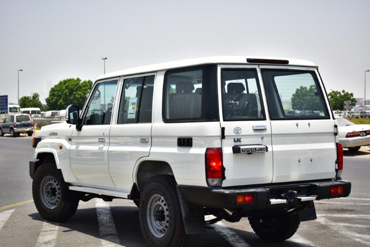 Toyota Land Cruiser 70 2025 MODEL TOYOTA LAND CRUISER 76 HARDTOP LX 2.8L DIESEL 4WD 5-SEATER MANUAL TRANSMISSION