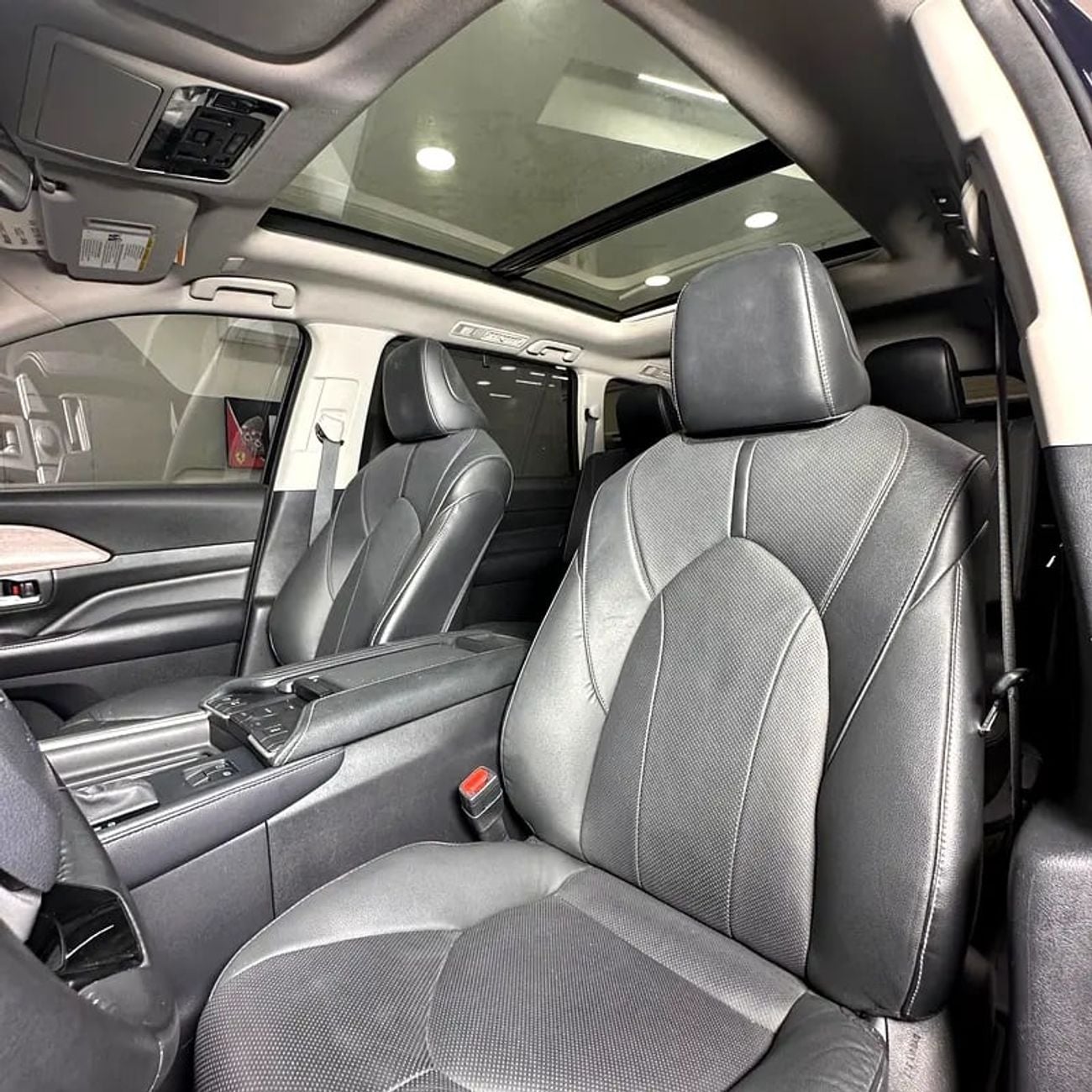 تويوتا جراند هايلاندر Limited Hybrid