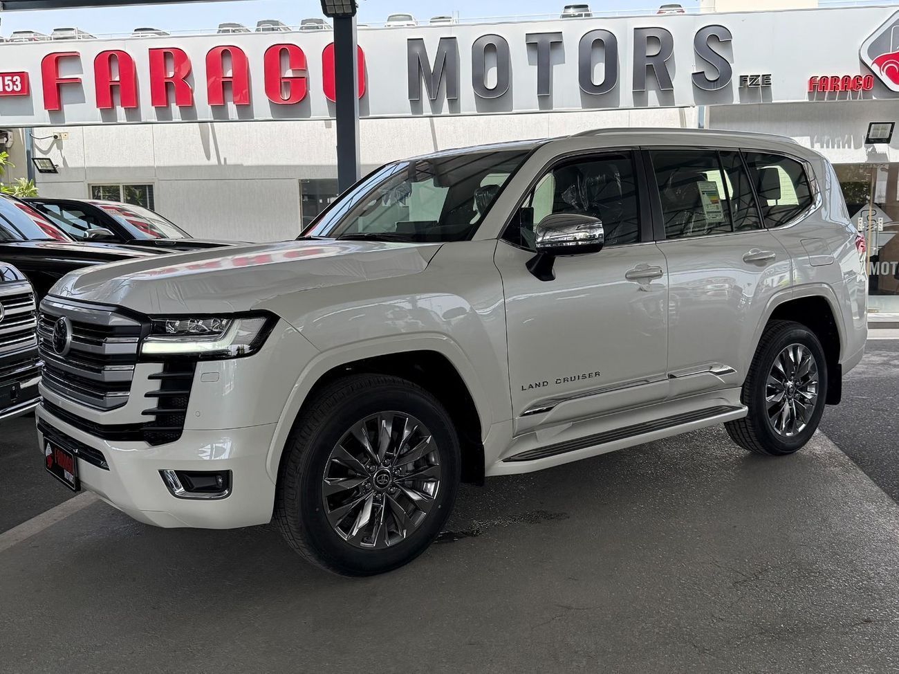 تويوتا لاند كروزر VX-HIGH 3,3 TWINTURBO DIESEL FULL ***التصدير فقط خارج الخليج***EXPORT ONLY**