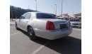 Lincoln Town Car 2005 custam paper very celen car